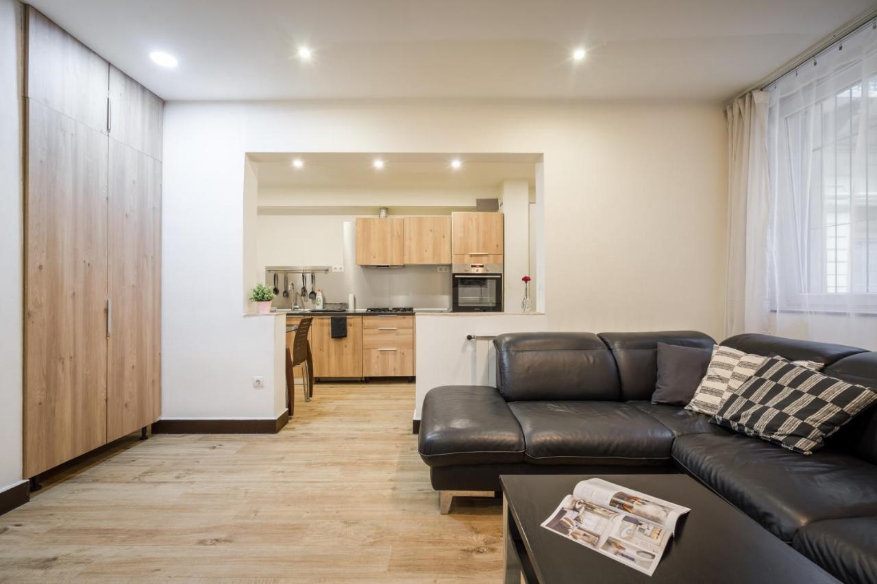Dolly's Duplex With Free Netflix Apartment