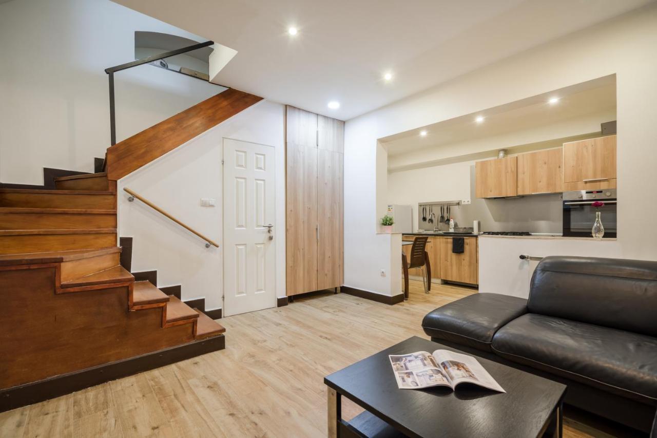 Dolly's Duplex With Free Netflix Apartment Budapest